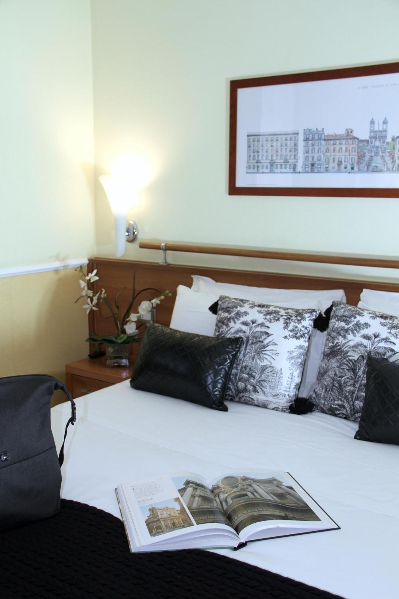 Hotel Windrose Roma Ngoại thất bức ảnh